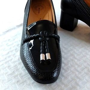 Brioso Maureen Tailored Leather Loafer Pumps. Black Size 10. Ortholite